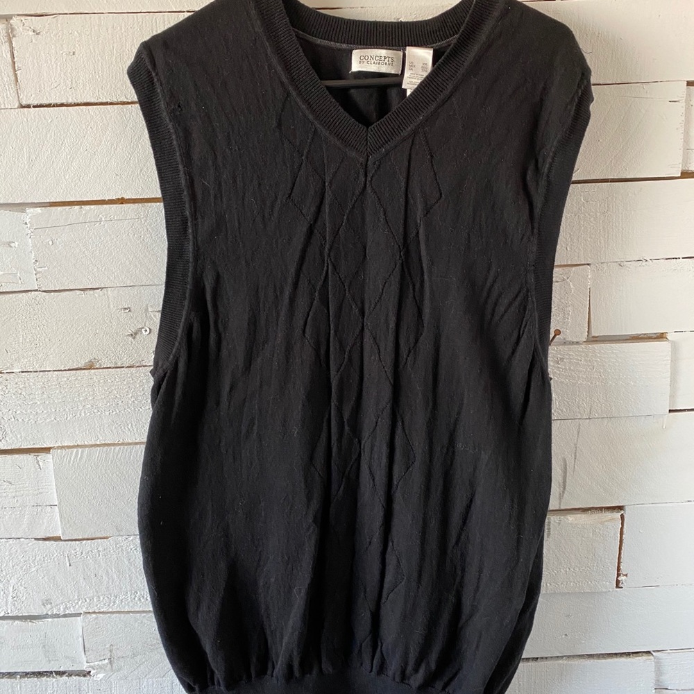 Concepts by Claiborne Mens Black Sweater Vest